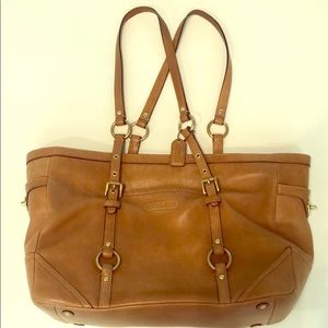 COACH - Large East/West Gallery #10629 Tote Camel